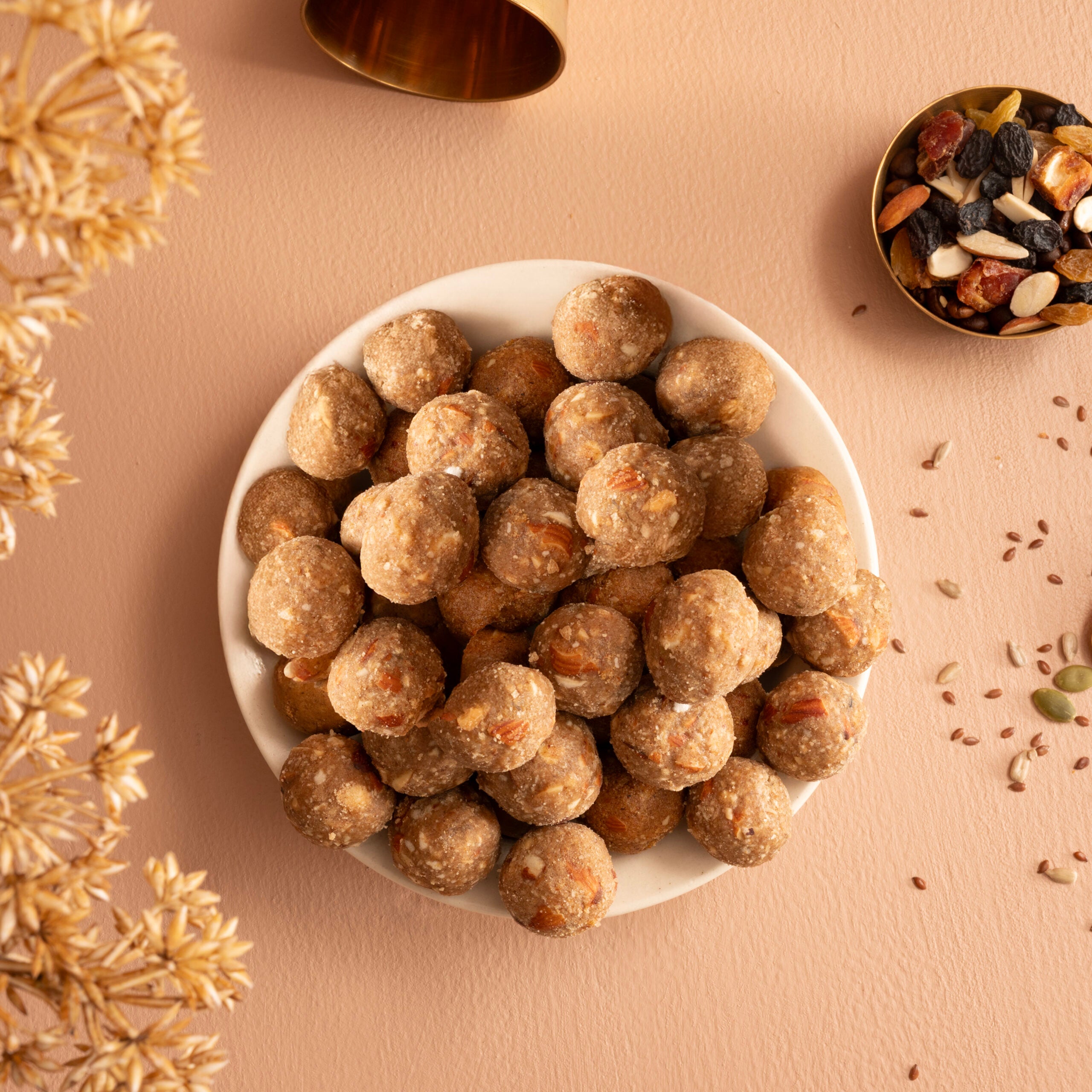 Goond Ladoos (Seasonal)- Wrapped in Wellness, Made with Love. (1KG)